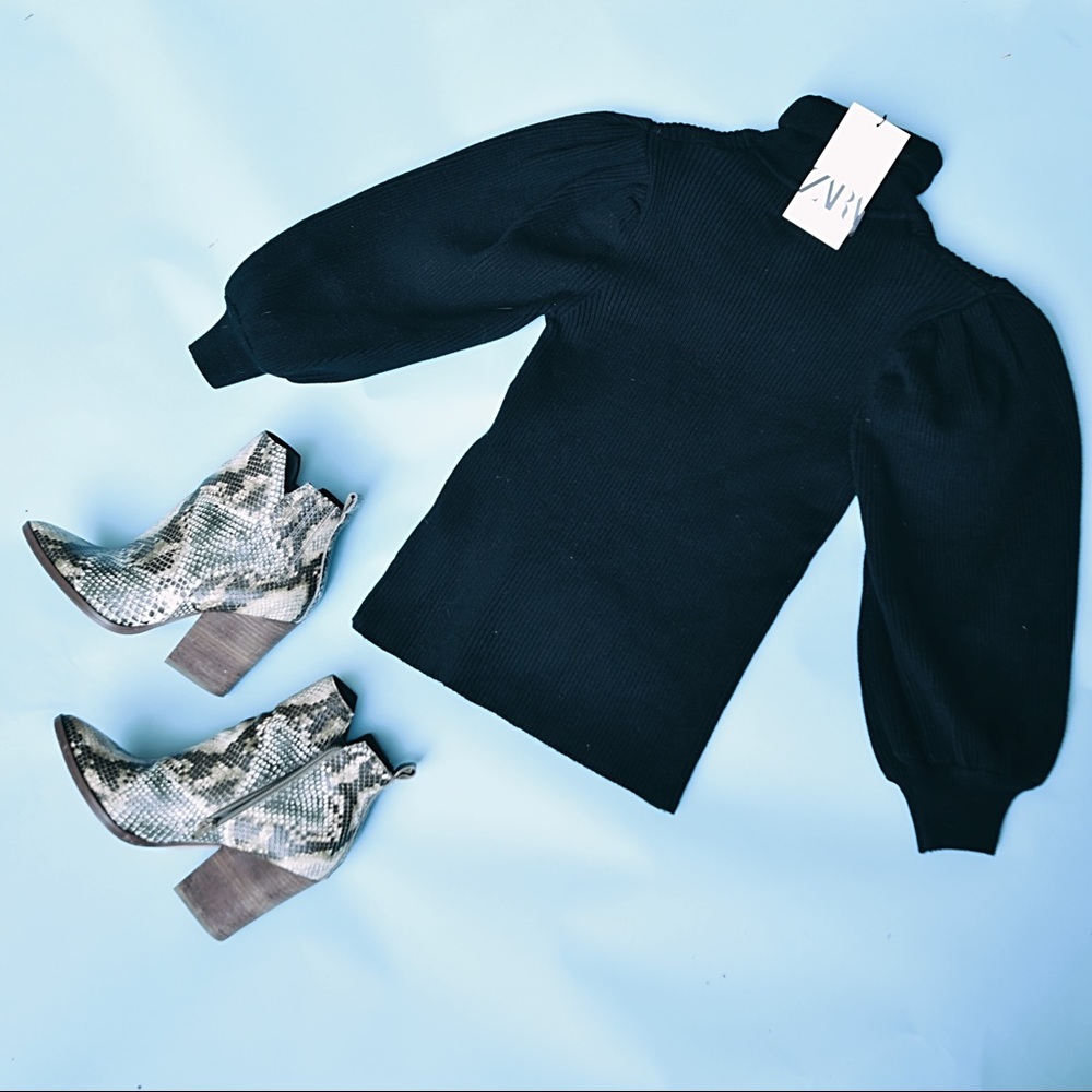 ZARA black puff sleeve sweater